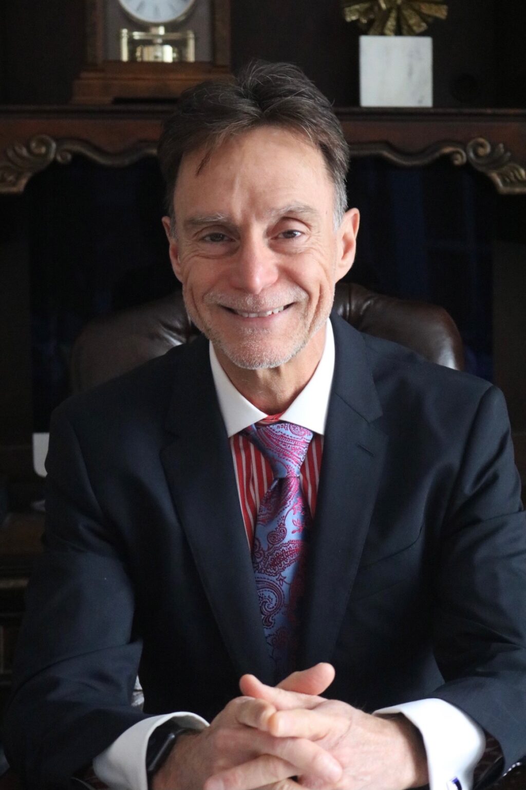 Dr. David Naar